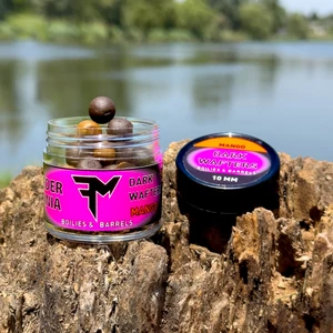 Feedermania Dark Wafters Boilies & Barrels 10 mm Mango / Oldódó mini bojli